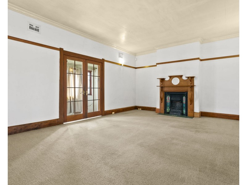 14 Anderson Road, Northmead NSW 2152