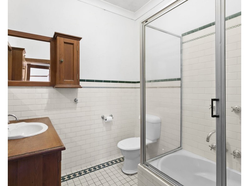 14 Anderson Road, Northmead NSW 2152