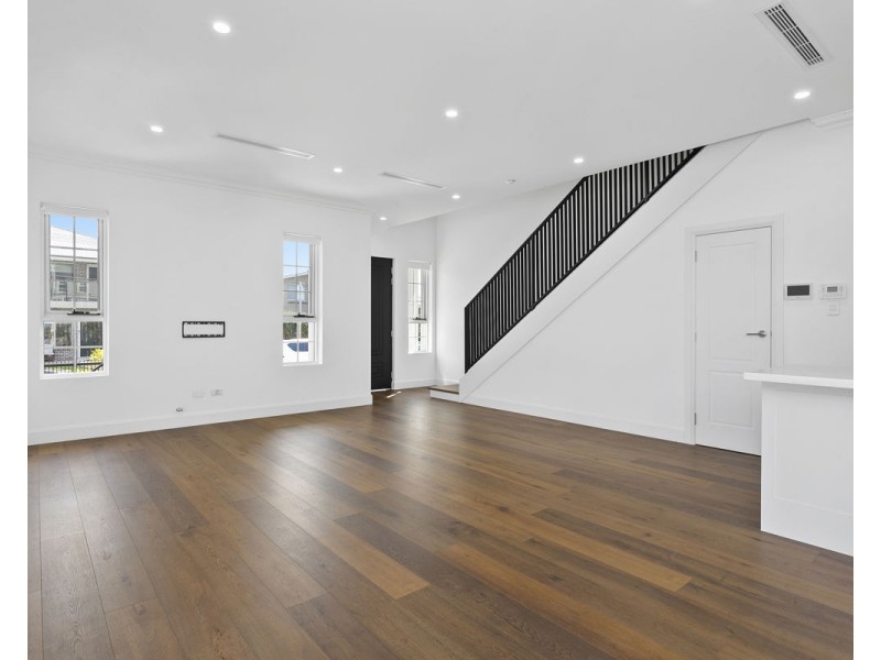 11 Barwon Street, Greystanes NSW 2145