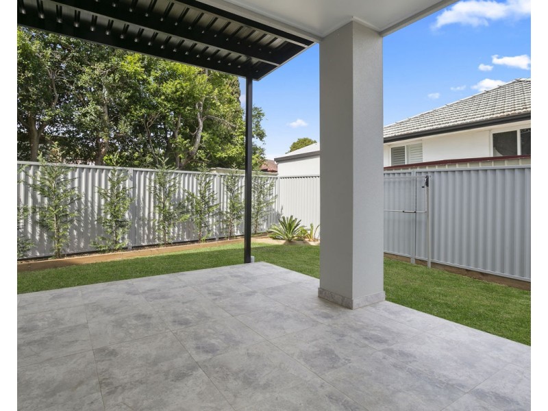 11 Barwon Street, Greystanes NSW 2145