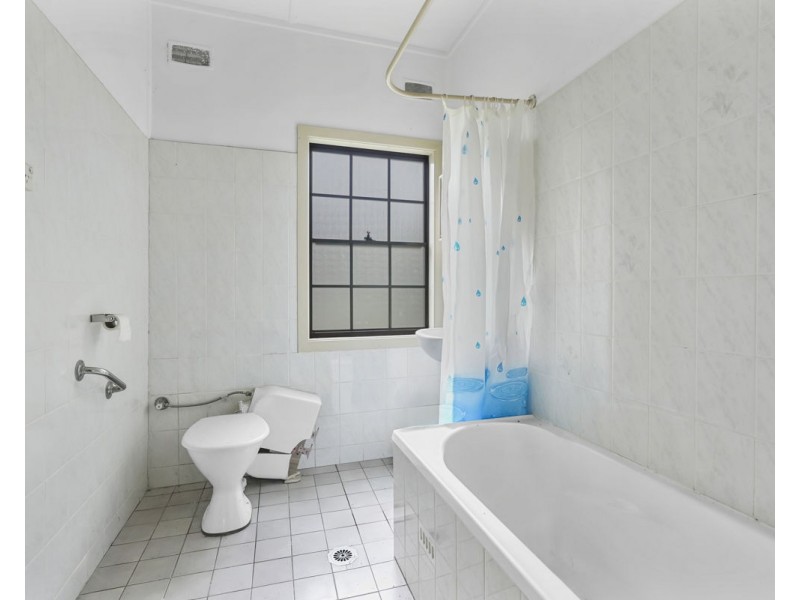 28-30 Kenyon Street, Fairfield NSW 2165