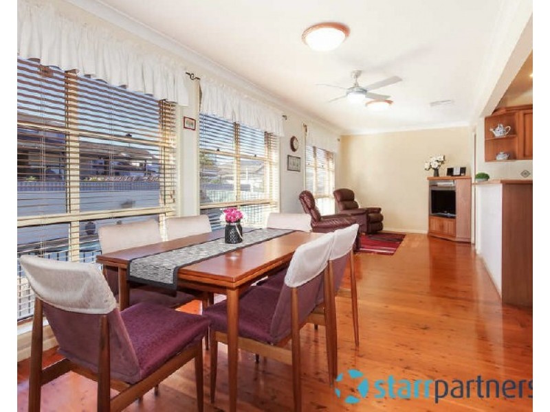 15 Croft Av, Merrylands NSW 2160