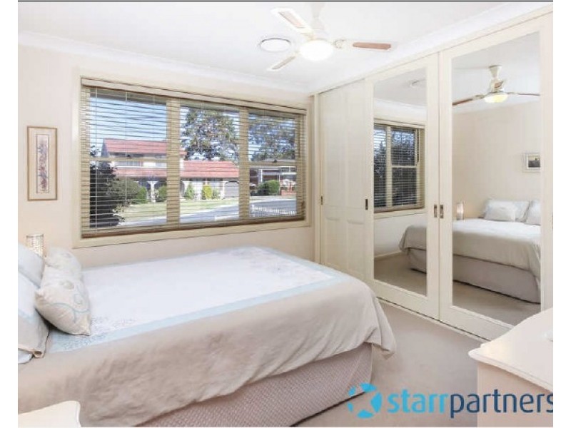 15 Croft Av, Merrylands NSW 2160