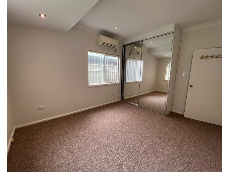 52 Leach Rd, Guildford NSW 2161