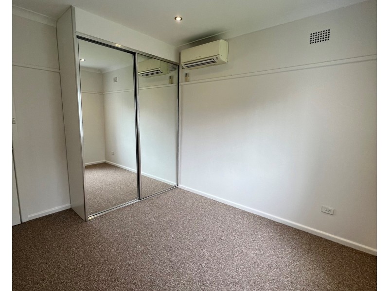 52 Leach Rd, Guildford NSW 2161