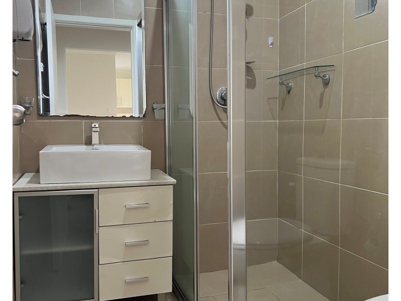 52 Leach Rd, Guildford NSW 2161