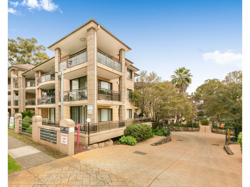 27/27-33 Addlestone Rd, Merrylands NSW 2160