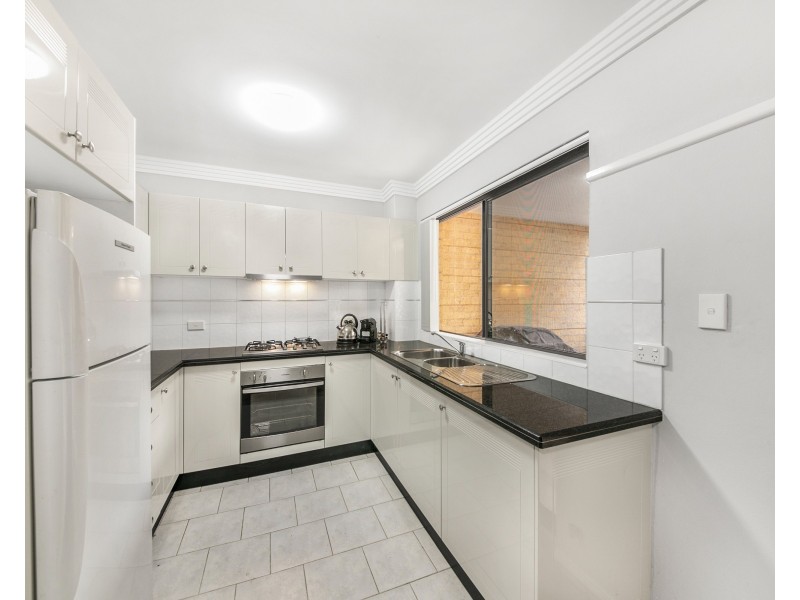 27/27-33 Addlestone Rd, Merrylands NSW 2160