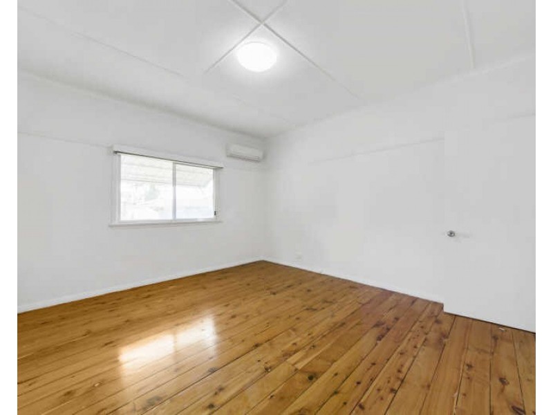 16 Donnelly St, Guildford NSW 2161