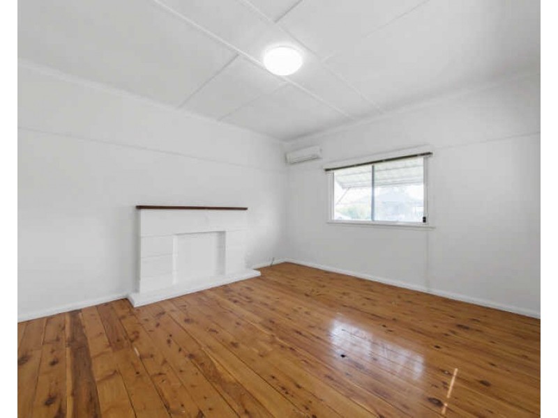 16 Donnelly St, Guildford NSW 2161