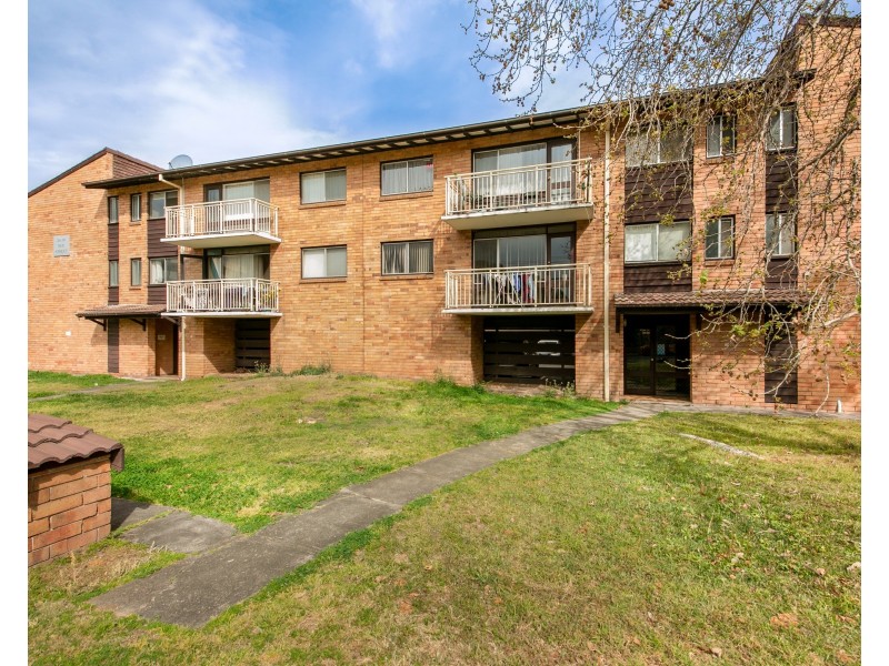 17/26-30 Neil St, Merrylands NSW 2160