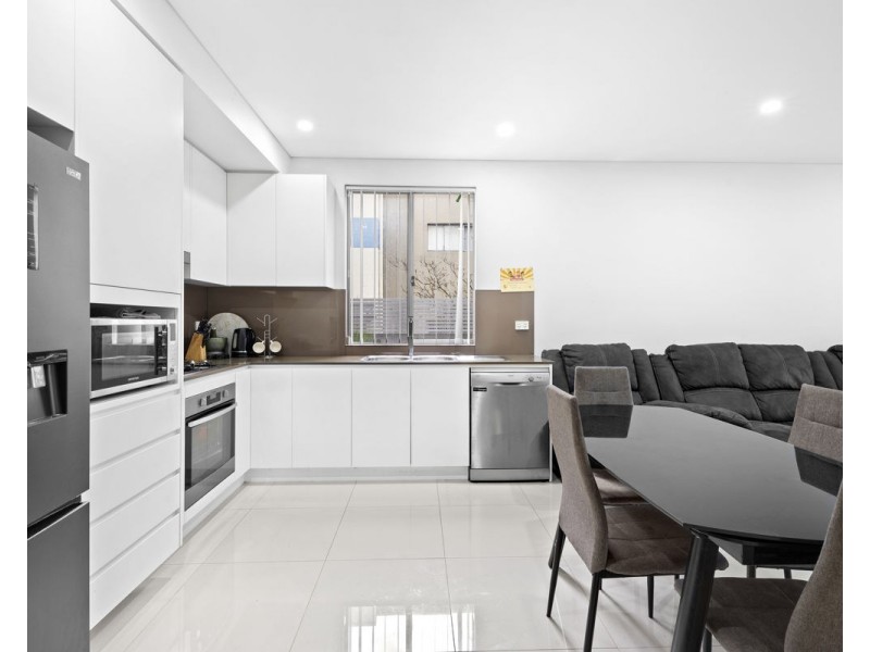 3/271 Dunmore Street, Pendle Hill NSW 2145