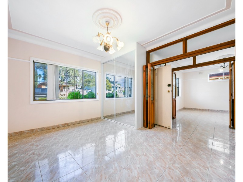 5 Major Rd, Merrylands NSW 2160