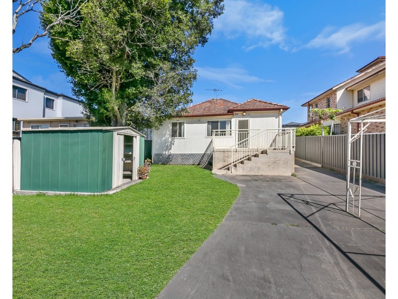 5 Major Rd, Merrylands NSW 2160