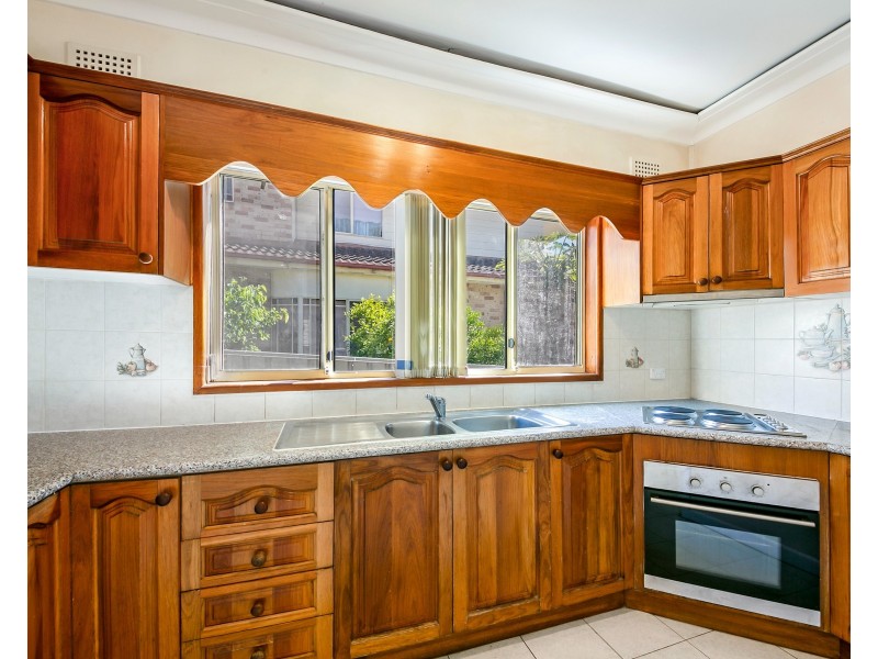 5 Major Rd, Merrylands NSW 2160