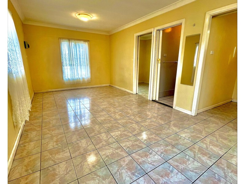 5 Major Rd, Merrylands NSW 2160