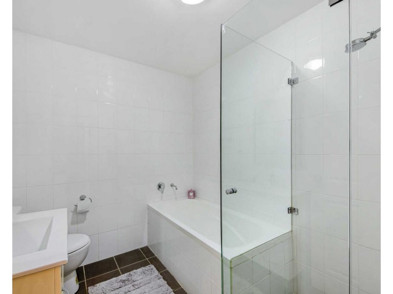 7/215-217 Woodville Rd, Merrylands NSW 2160