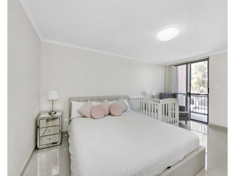 7/215-217 Woodville Rd, Merrylands NSW 2160