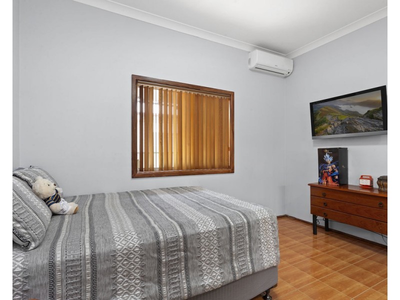 37 Woodstock Street, Guildford NSW 2161