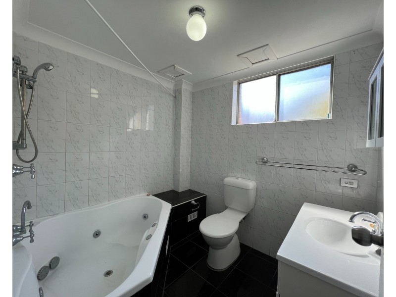 1/52 Sheffield St, Merrylands NSW 2160