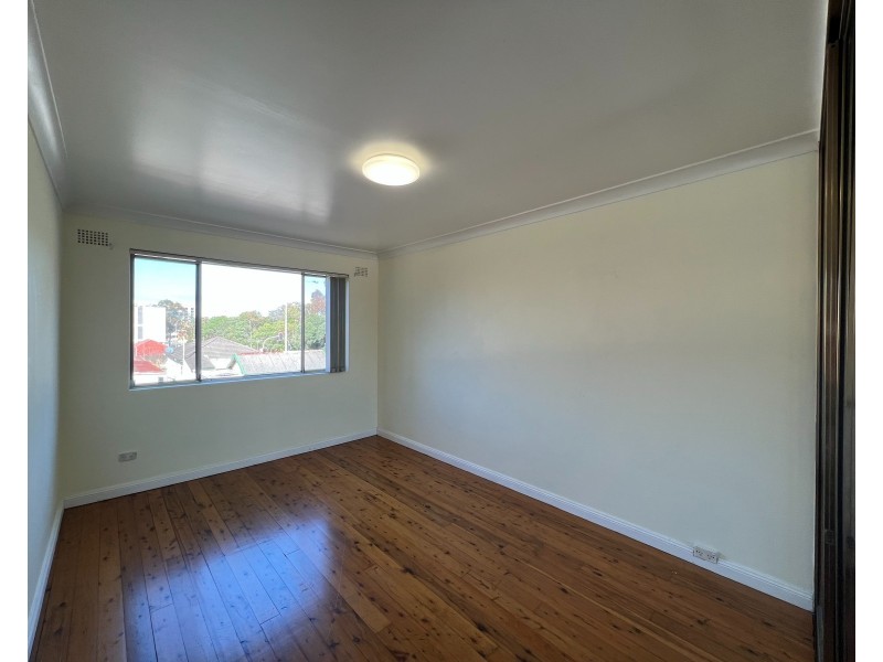 1/52 Sheffield St, Merrylands NSW 2160