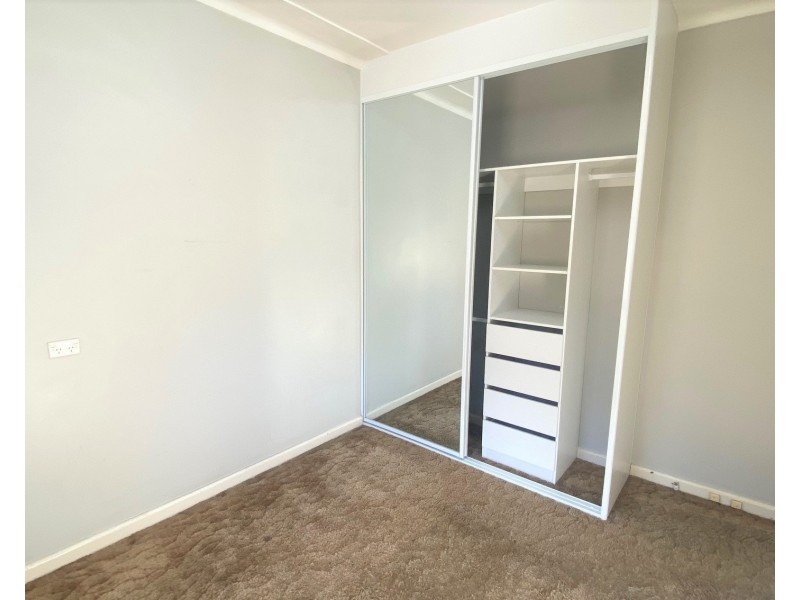 12 Graham Av, Wentworthville NSW 2145