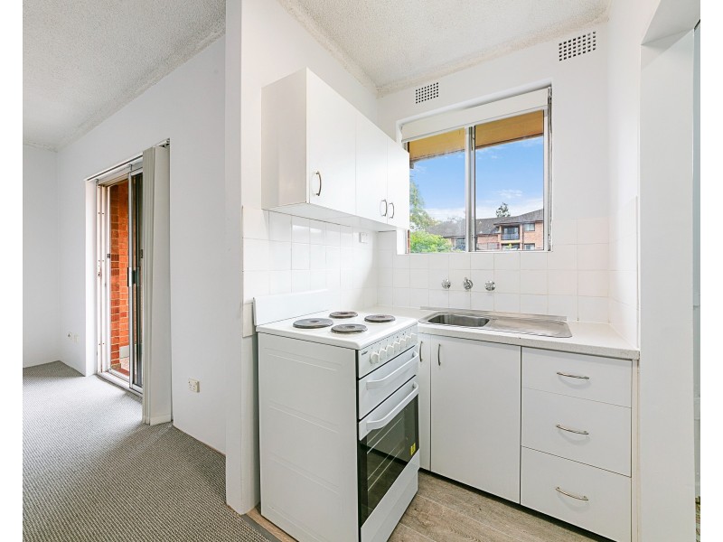 05/4 Todd St, Merrylands NSW 2160