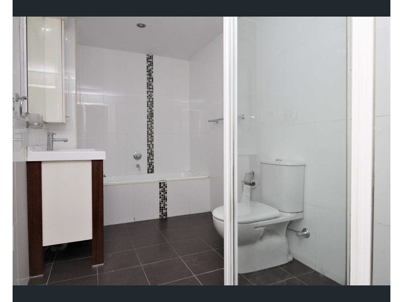 15/28 Brickworks Dr, Holroyd NSW 2142