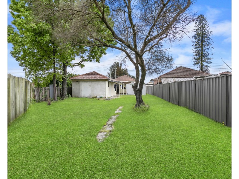 432 The Horsley Drive, Fairfield NSW 2165