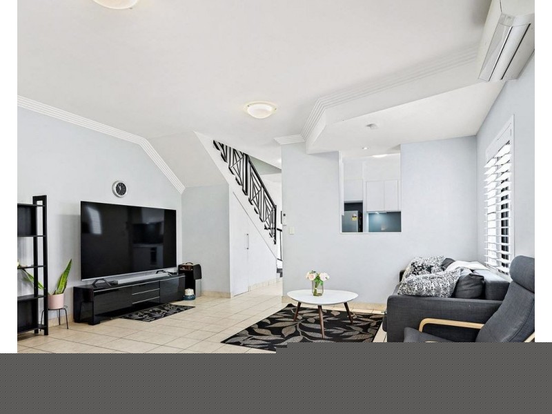 5 Henderson St, Merrylands NSW 2160