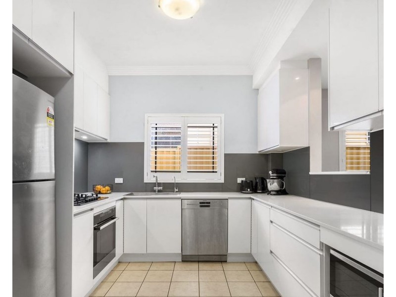 5 Henderson St, Merrylands NSW 2160