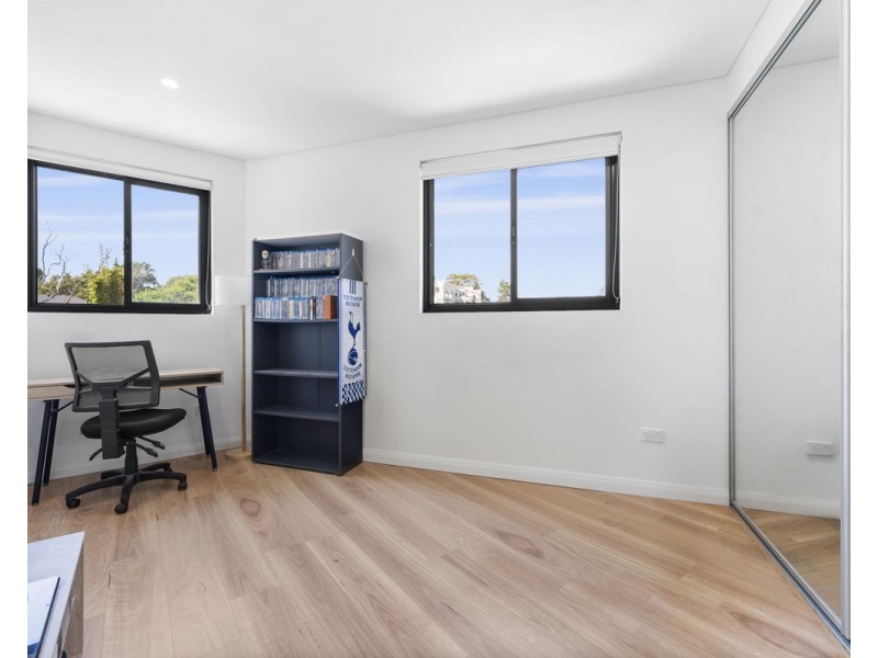 15/86-88 Railway Terrace, Merrylands NSW 2160