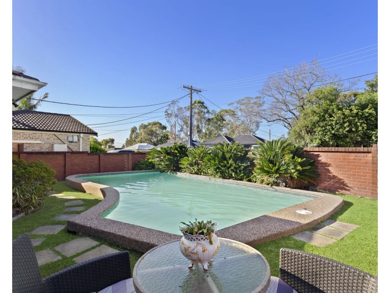 11 Olsen Street, Guildford NSW 2161