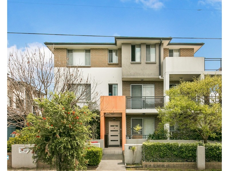 12/21-27 Cross St, Guildford NSW 2161