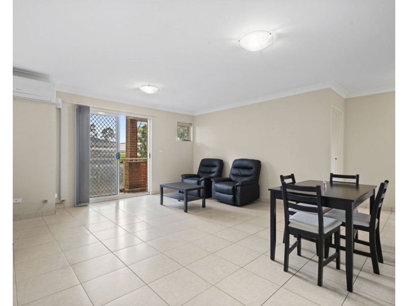 2/502-504 Merrylands Road, Merrylands NSW 2160