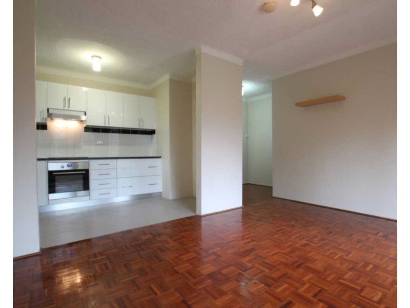 6/8 Allen St, Harris Park NSW 2150