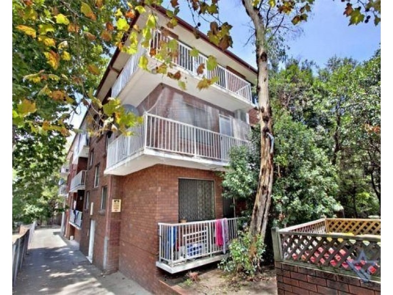 6/8 Allen St, Harris Park NSW 2150