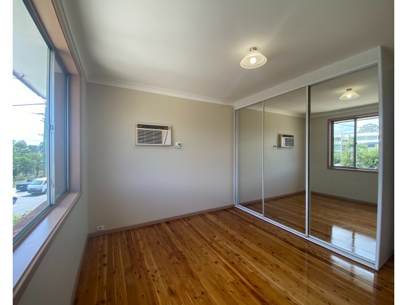 209 Wentworth Av, Pendle Hill NSW 2145