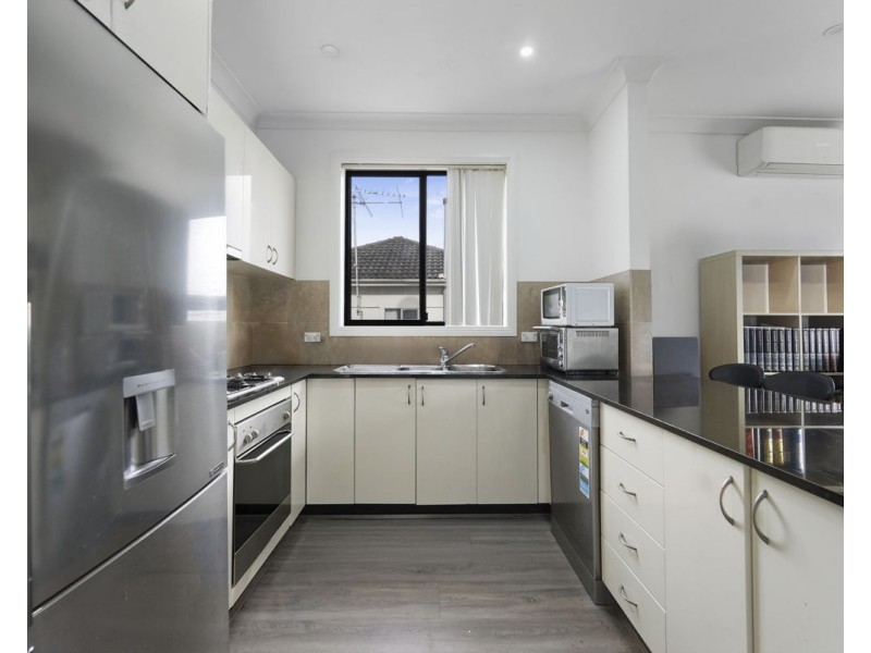 15 Virginia Street, Guildford NSW 2161