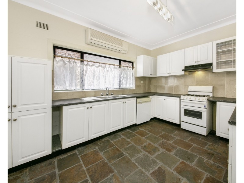 36 Centenary Rd, Merrylands NSW 2160