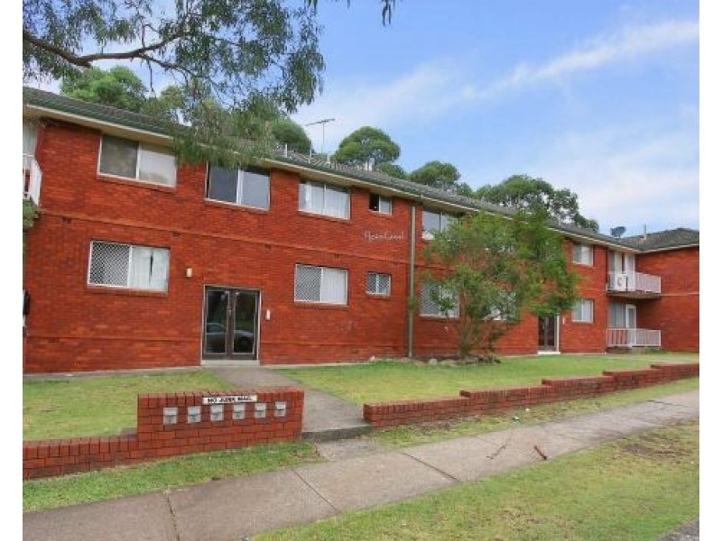 11/16 Calliope St, Guildford NSW 2161