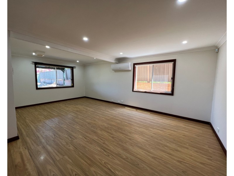 140 Macquarie Rd, Greystanes NSW 2145