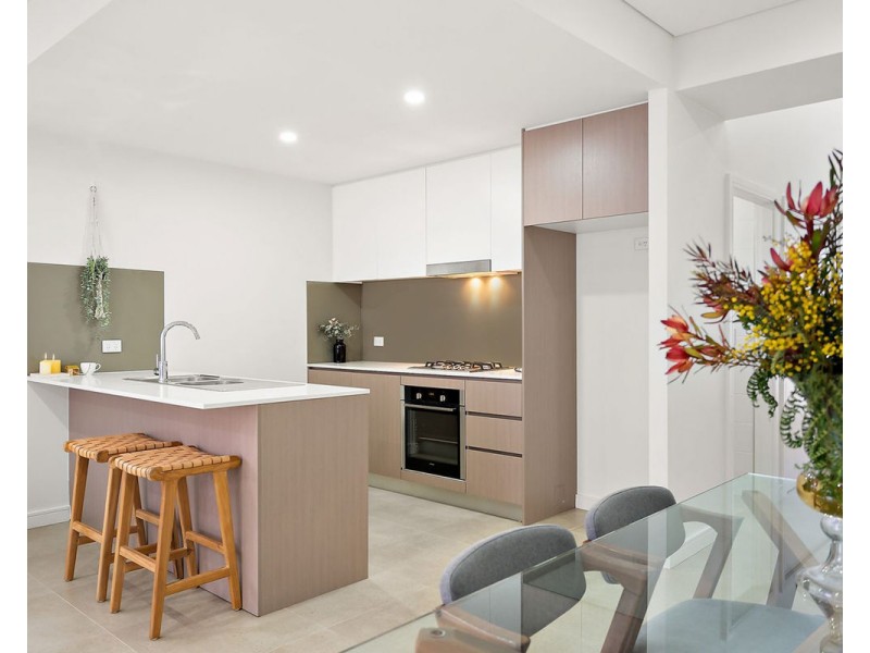 6/33 Louis Street, Granville NSW 2142