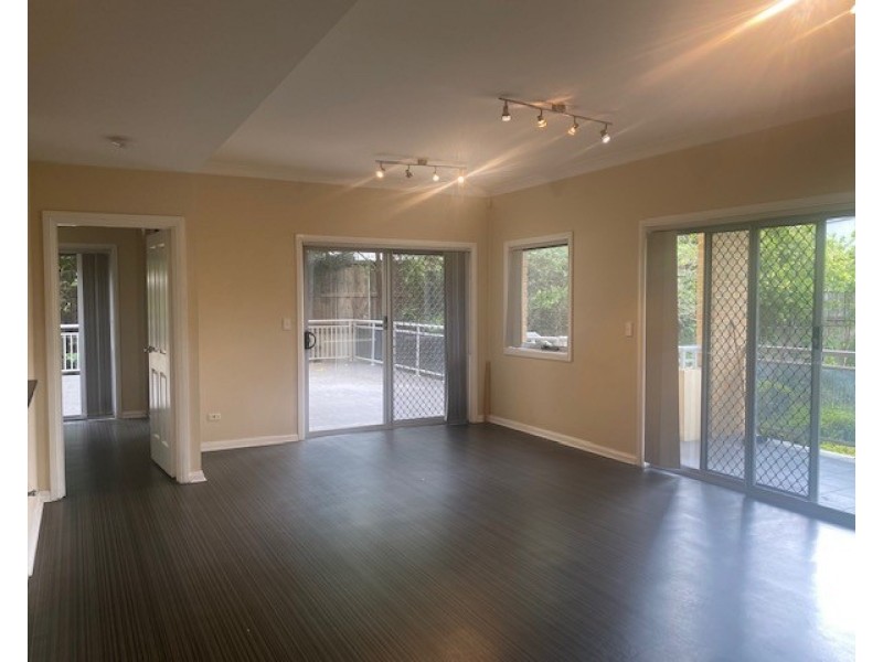 1/8 Refractory Ct, Holroyd NSW 2142