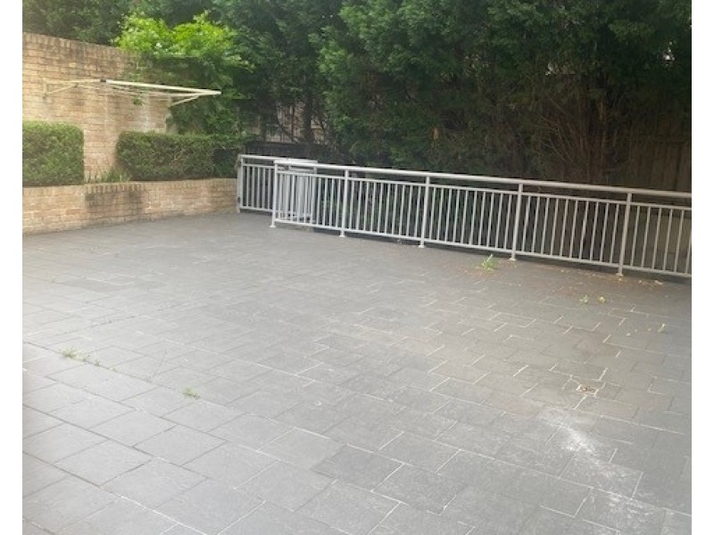 1/8 Refractory Ct, Holroyd NSW 2142