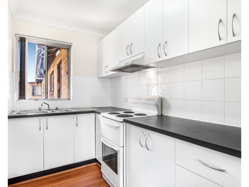 5/26 Neil St, Merrylands NSW 2160