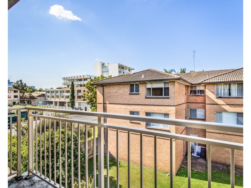5/26 Neil St, Merrylands NSW 2160