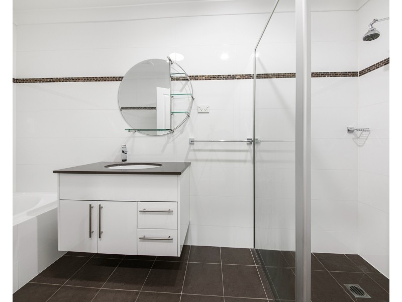 77 Hawksview St, Merrylands NSW 2160