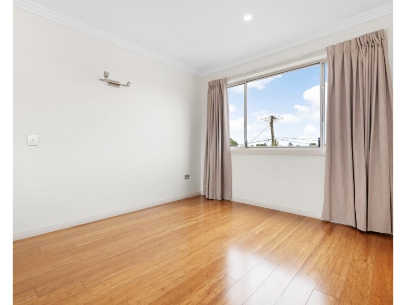 1 Lowana Av, Merrylands NSW 2160