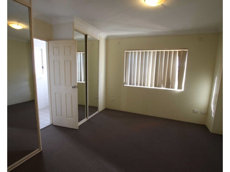 1/10 Addlestone Rd, Merrylands NSW 2160